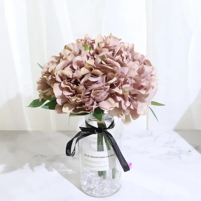 Ensemble de 5 Hydrangeas et Pivoines Artificielles Blanches