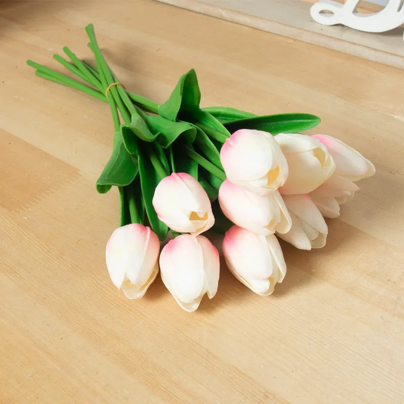 Bouquet de 10 tulipes artificielles blanches