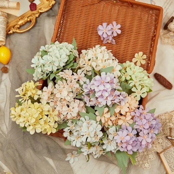 Bouquet de marguerites artificielles 28 têtes