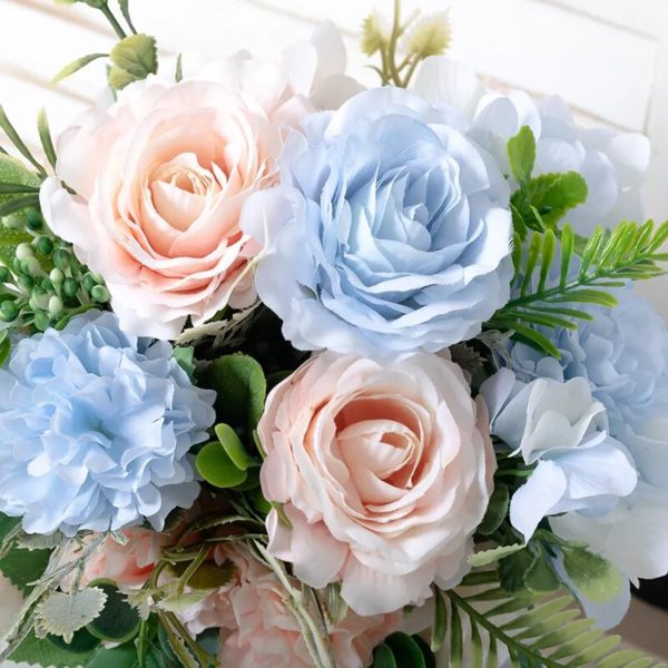 Bouquet d'Hydrangeas et Roses pour Ambiances Romantiques - 3