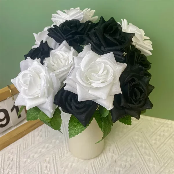 Bouquet de Roses Noires - 13