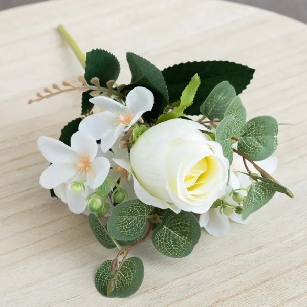 Bouquet de roses avec eucalyptus - 7