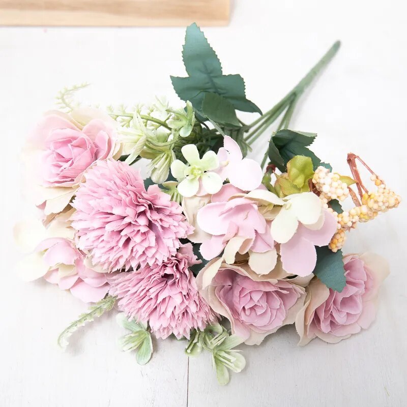 Bouquet de Marguerites et Roses Automnales